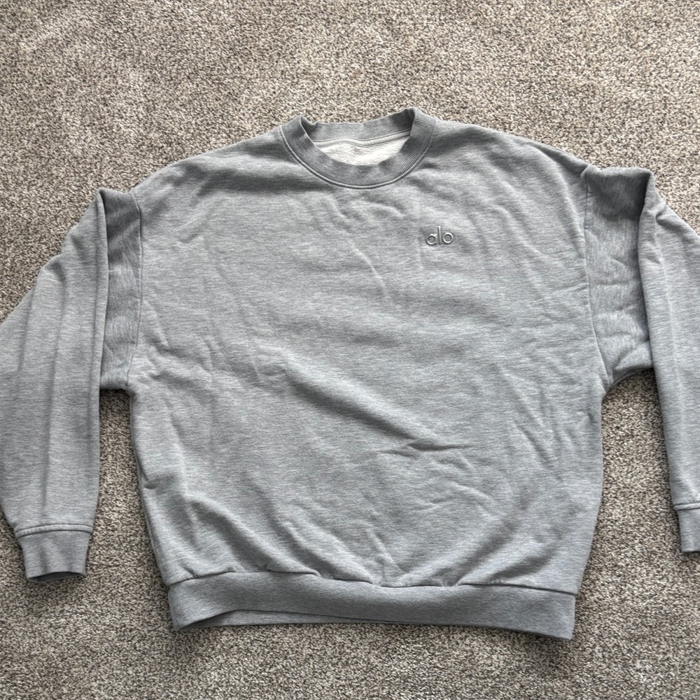 ALO Yoga Women's Gray Crewneck Sweatshirt